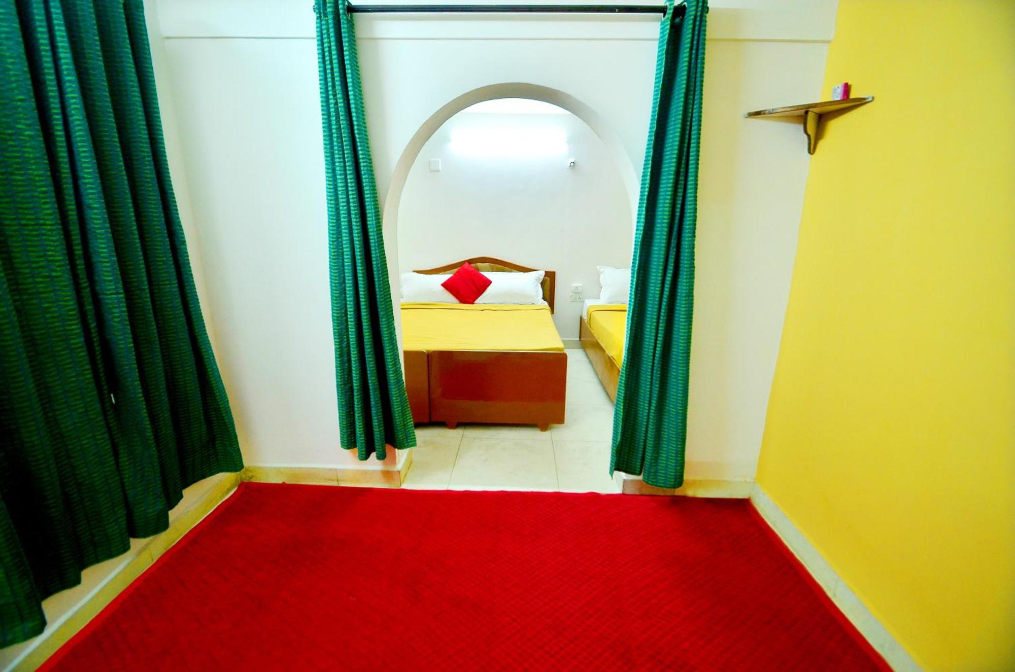 Estay Sk Residency Ооти Екстериор снимка