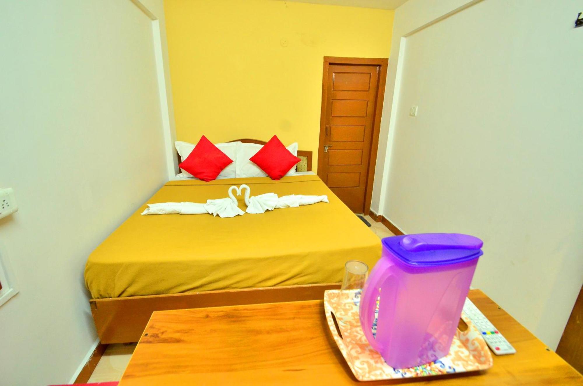 Estay Sk Residency Ооти Екстериор снимка